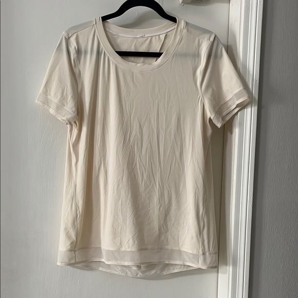 Lululemon open back women’s top - Picture 3 of 8